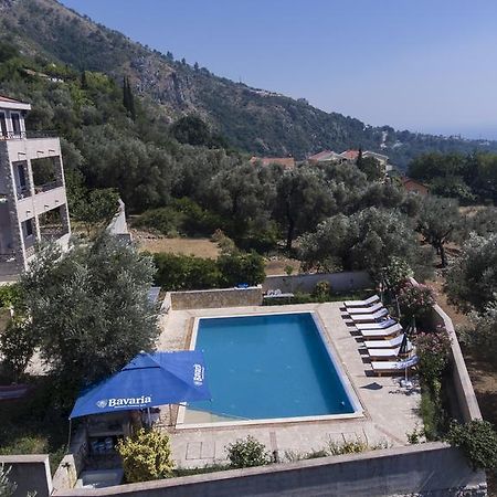 Villa Lipski Sveti Stefan Exteriér fotografie